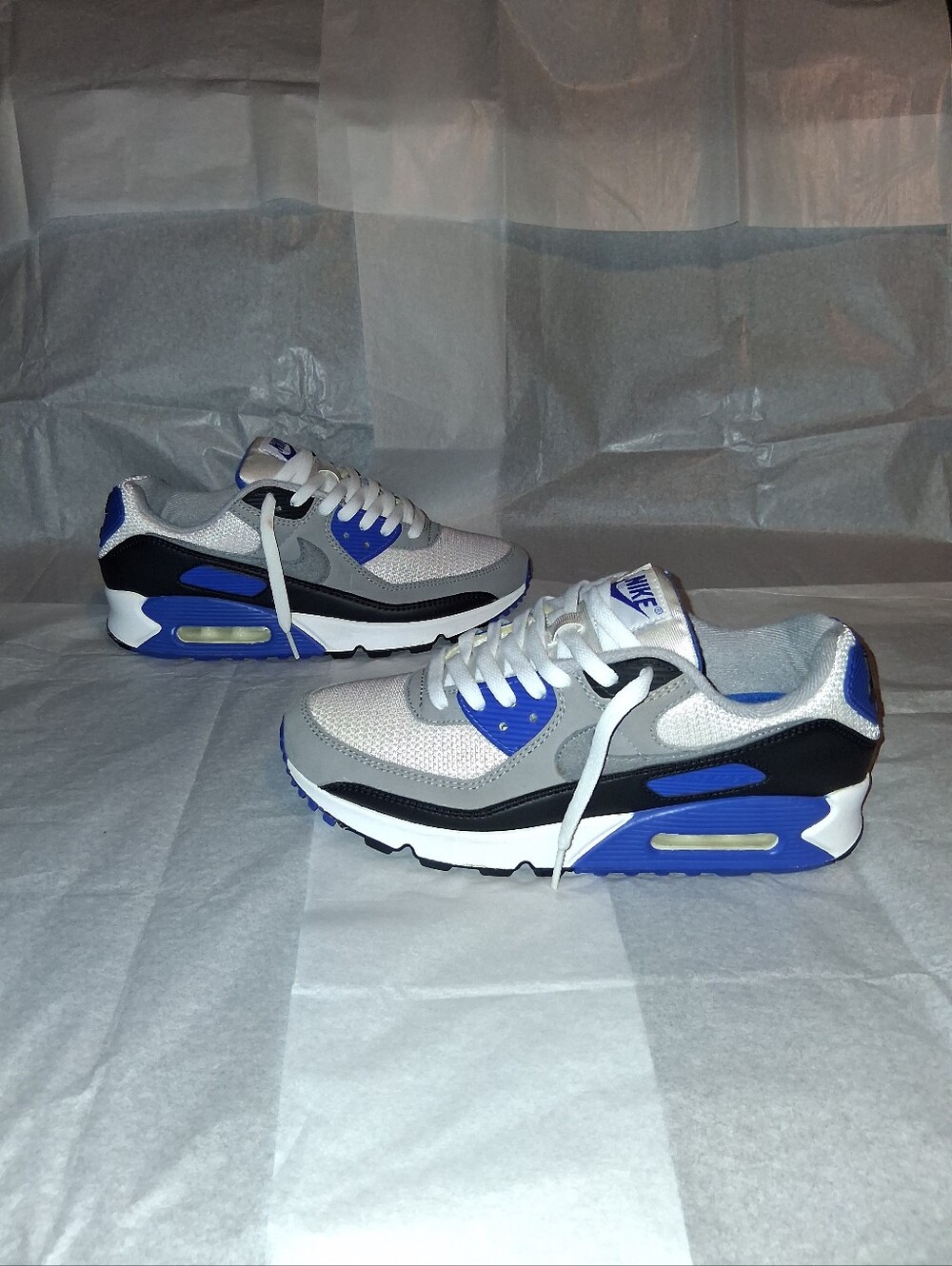 Nike Air Max 90 Retro Sneakers, Men 8 = Women 9.5